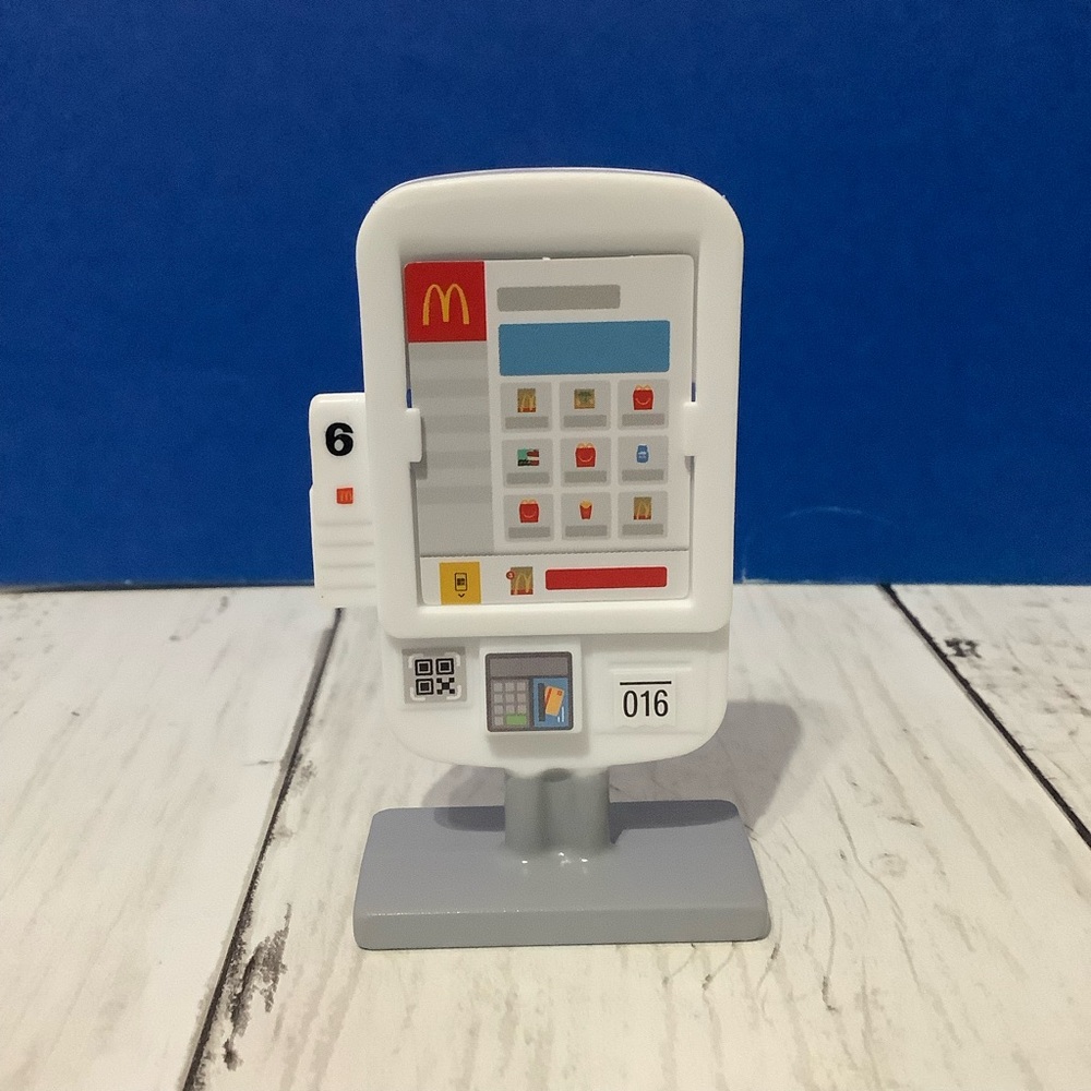 McDONALDS HAPPY MEAL TOYS LIL MCDONALDS # 17  KIOSK